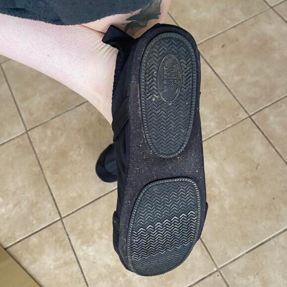 Y2k black velvet toe ballet flats - Picture 4 of 5